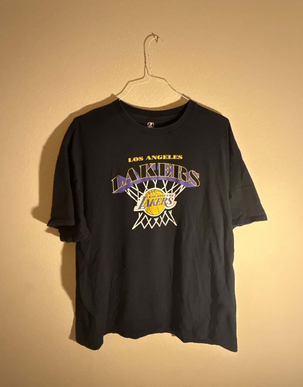 NBA Los Angeles Lakers T-Shirt Size 2XL Black Basketball Graphic Tee